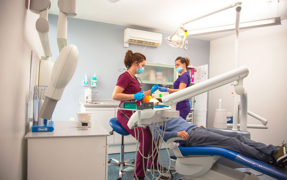 How to choose the best dentist in St Neots